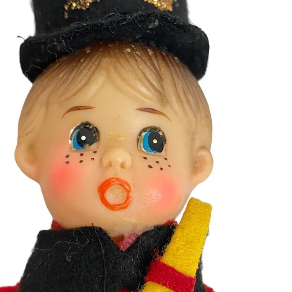 Vintage Christmas Figurine Christmas Caroler Musician Felt w/ Plastic Head  7.5
